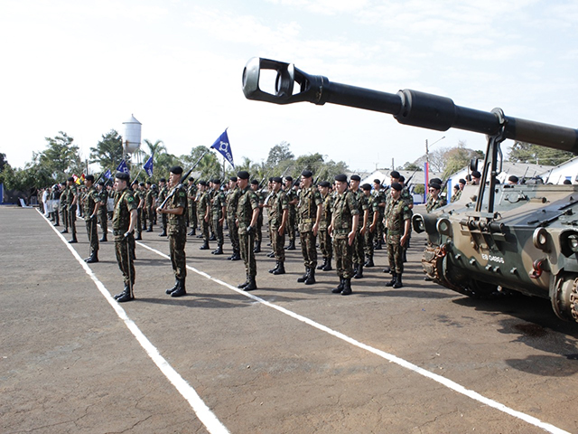 Formatura do Centenário do Exército em Santo Ângelo (4)