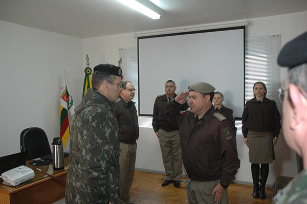 045 visita do cmt da 1ª bda c mec ao crpo fno  (1)