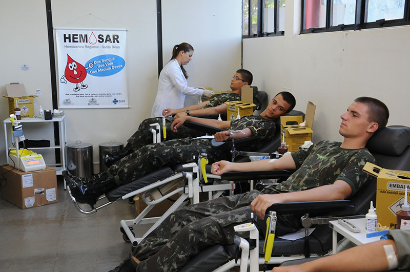 008  npor do 19º rc mec realiza doação de sangue 02