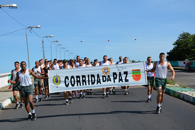 01   Tropa correndo com faixa   CORRIDA