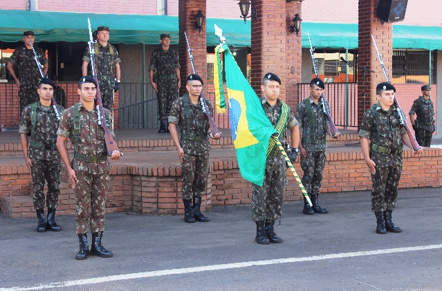 11   Apresentacao Bandeira (1)internet