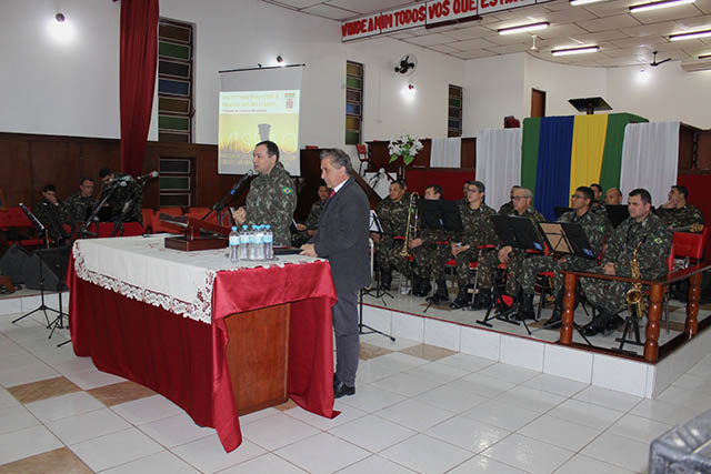 06 Pascoa Militares Evangelicos