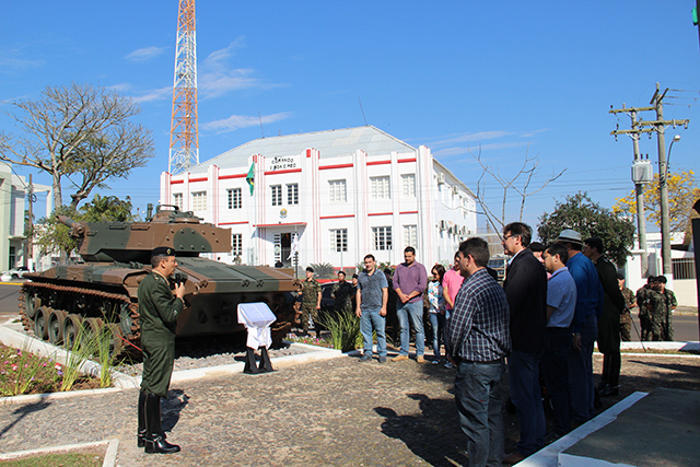 01 1BdaCMec Inauguracao Monumento M41