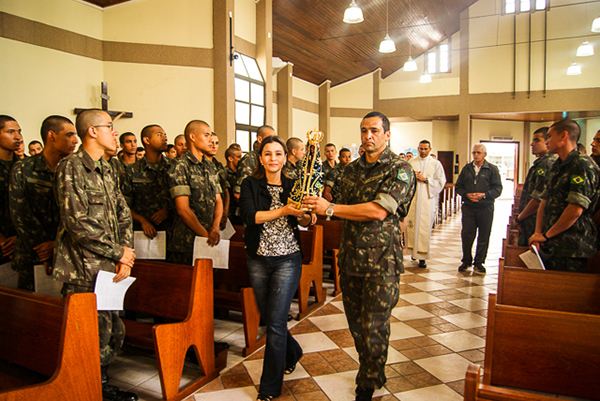 Nossa Senhora Peregrina (2)