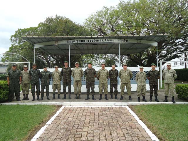 pqrmnt3 visita comitiva  exercito uruguai(1)